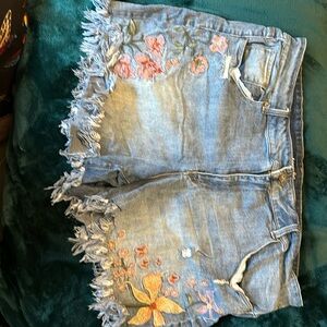 Gently used worm once